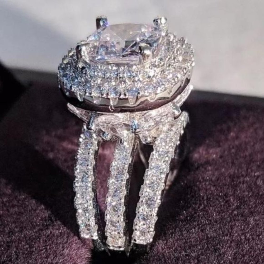 NEW 925 STERLING SILVER CUSHION RING, CUTE RING, SHINY RING. - Picture 6 of 6